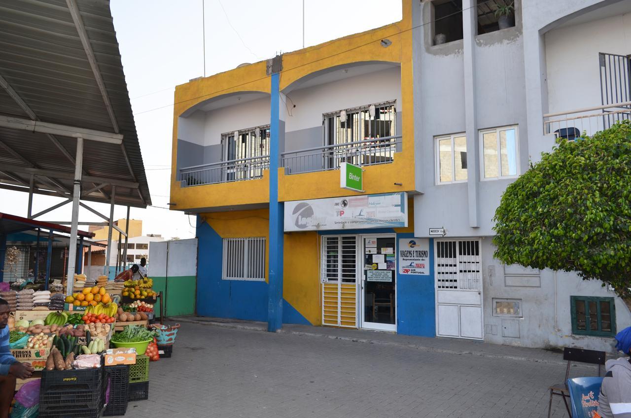 Apartamento Antonio Praia Bagian luar foto